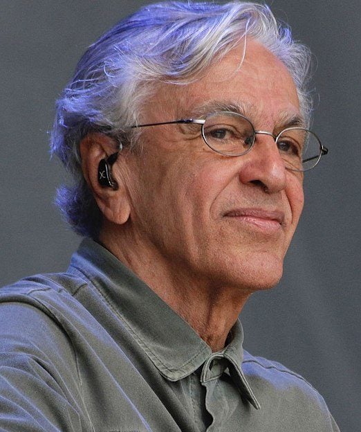 Recentemente - em seu aniversário, em 7 de agosto -, Caetano Veloso recebeu diversas homenagens de outros artistas. Entre eles sua esposa Paula Lavigne, Gilberto Gil, Maria Gadu, Paulo Ricardo e mais. 