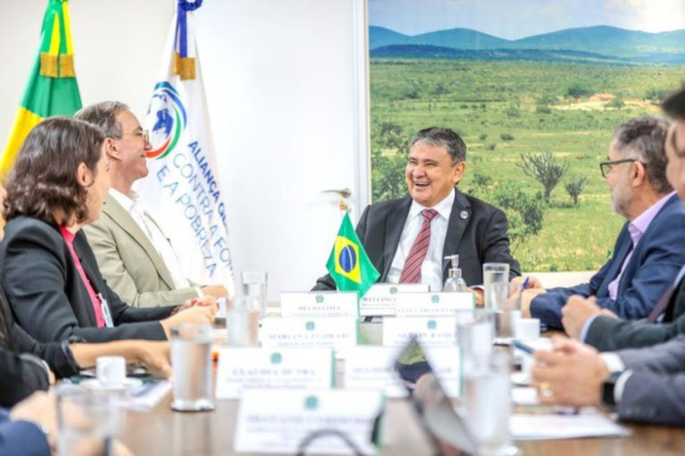 Do universo de 95,3 milh&otilde;es de pessoas inscritas no Cad&Uacute;nico, 4,6 milh&otilde;es s&atilde;o MEI e mais de um ter&ccedil;o (34,1%) j&aacute; foi atendido pelo Sebrae ao menos uma vez entre janeiro de 2020 e julho deste ano