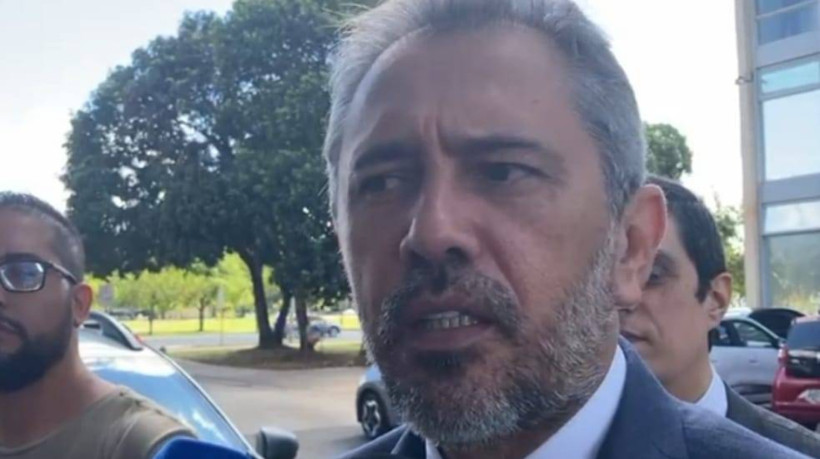 Na Petrobrás, Elmano tratou sobre o projeto de tancagem no Complexo Industrial e Portuário do Pecém e, no BNDES, sobre recursos para a duplicação do Eixão das Águas e para o Metrô de Fortaleza
