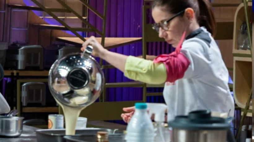 Marina Queiroz, participante do MasterChef Confeitaria, foi acusada de favoritismo por docência na Le Cordon Bleu; confira pronunciamento da escola