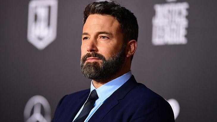 Fontes que acompanham celebridades disseram que o ator Ben Affleck estaria arrasado com o possível casamento de sua ex-esposa Jennifer Garner com o empresário John Miller.
