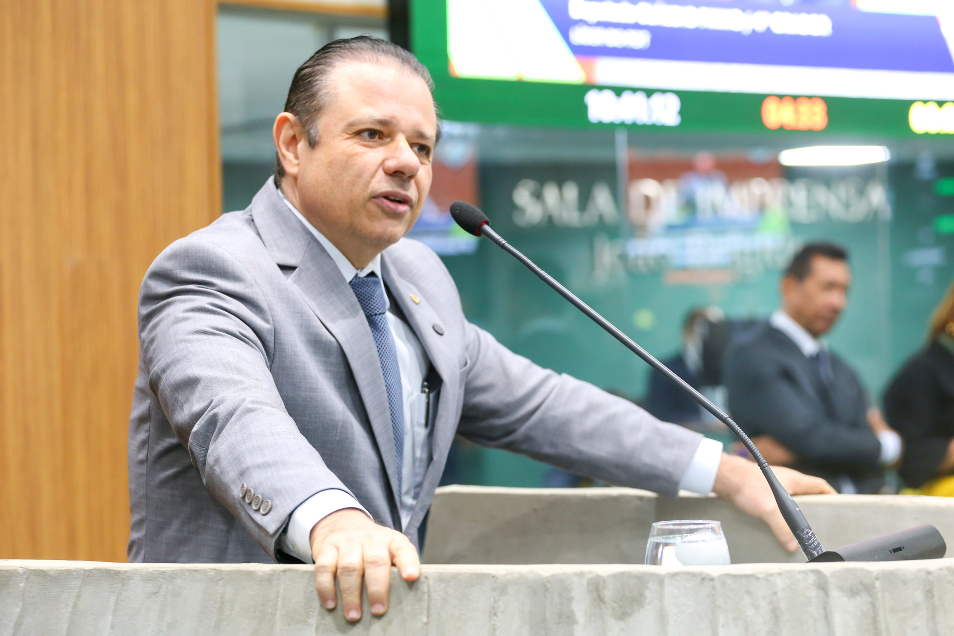 Deputado Cláudio Pinho (PDT) disse que base do governo está com medo de Ciro (Foto: Paulo Rocha/Alece)