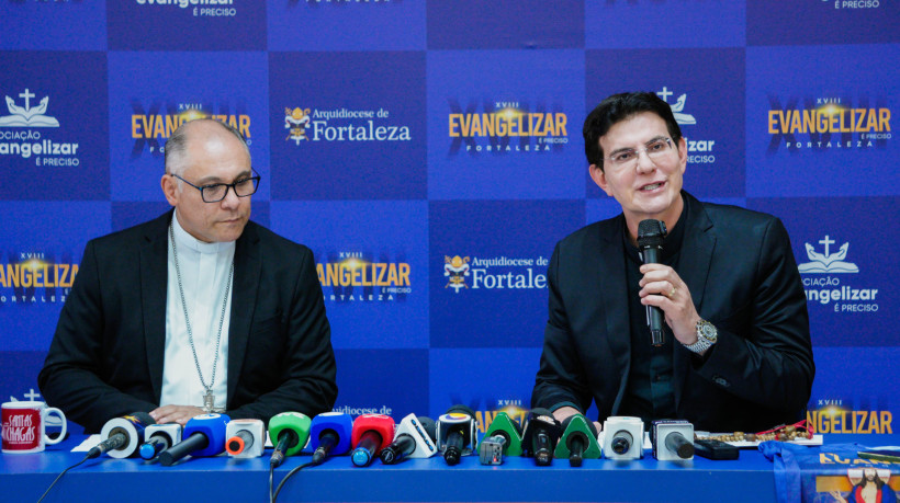  Coletiva de imprensa sobre a realiza&ccedil;&atilde;o do festival Evangelizar &Eacute; Preciso. Na foto, o Padre Reginaldo Manzotti e o Dom Greg&oacute;rio Paix&atilde;o, Arcebispo Metropolitano de Fortaleza