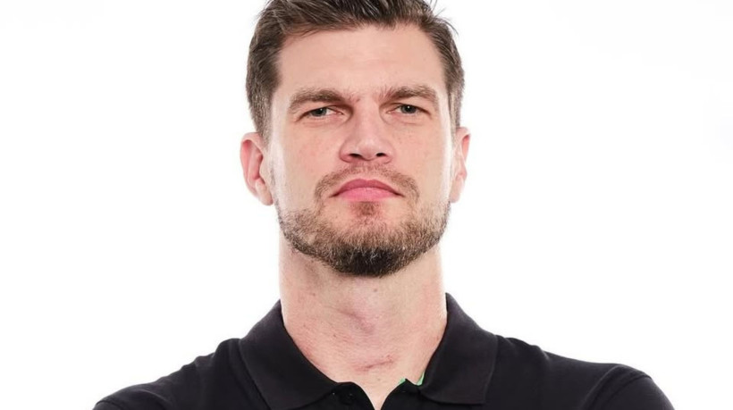 Tiago Splitter também é auxiliar técnico da seleção brasileira