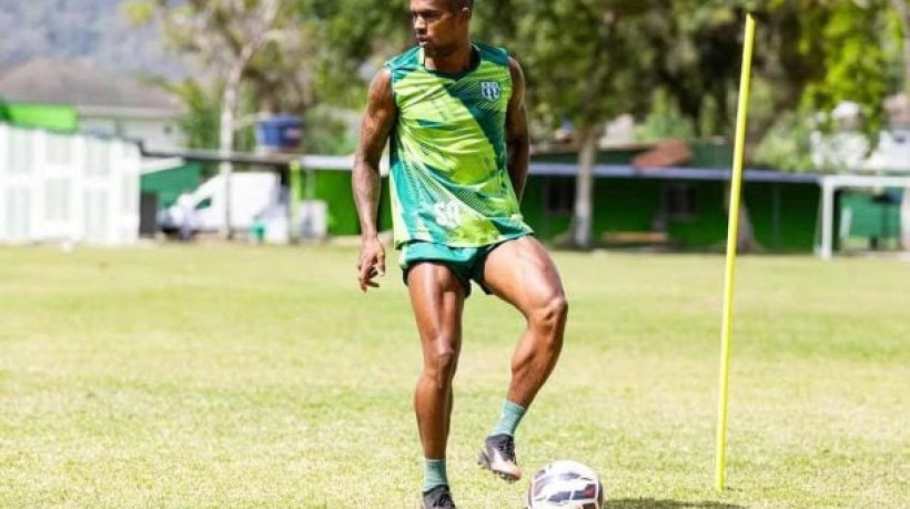 Sem grande sequência em seus últimos clubes, atacante deixou o Sydney FC, da Austrália, em setembro e está livre no mercado