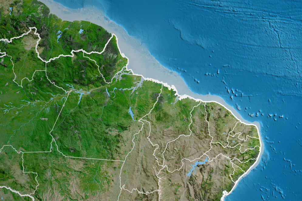 A Petrobras conseguiu a licença do Ibama para a perfuração de um poço exploratório para prospecção de petróleo no bloco FZA-M-059 da Margem Equatorial, na Foz do Amazonas. Na foto, a Margem Equatorial via satélite(Foto: Adobe Stock) A Petrobras conseguiu a licença do Ibama para a perfuração de um poço exploratório para prospecção de petróleo no bloco FZA-M-059 da Margem Equatorial, na Foz do Amazonas. Na foto, a Margem Equatorial via satélite(Foto: Adobe Stock)