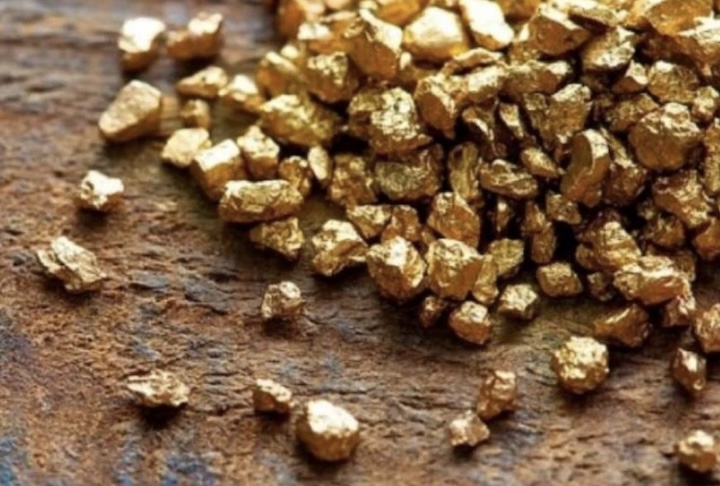 A estimativa é que a quantidade de ouro ultrapasse mil toneladas, com um valor potencial de US$ 83 bilhões (cerca de R$ 483 bilhões).