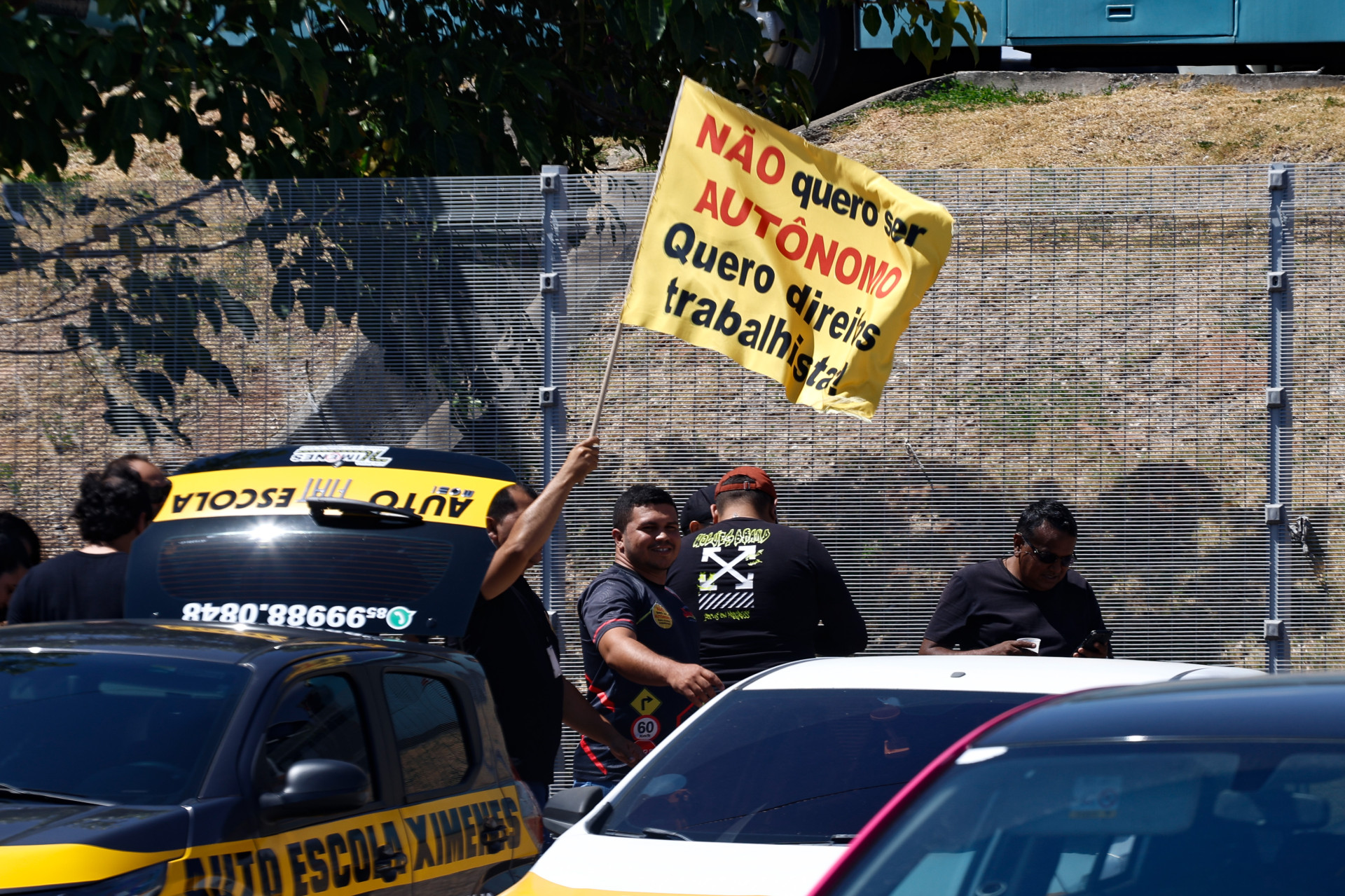 Os trabalhadores da área de trânsito realizaram manifestação em defesa dos empregos no setor