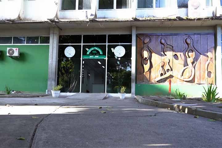 A certidão falsa foi assinada pelo médico Sérgio Ricardo, que trabalhava no Instituto Médico Legal de Salvador. 
