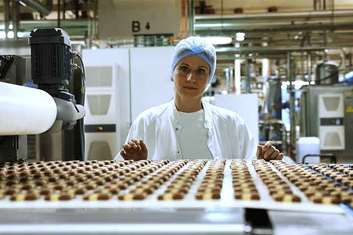 Por ter fibras em sua composição, ele também auxilia muito no processo digestivo. Incentiva os movimentos intestinais e evita que problemas como a prisão de ventre ocorram e prejudiquem a flora intestinal.