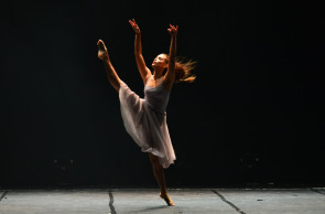 Natasha Quintela dança desde criança e já esteve em diversas companhias internacionais.Atualmente é diretora do Studio Natasha Quintela, em Fortaleza