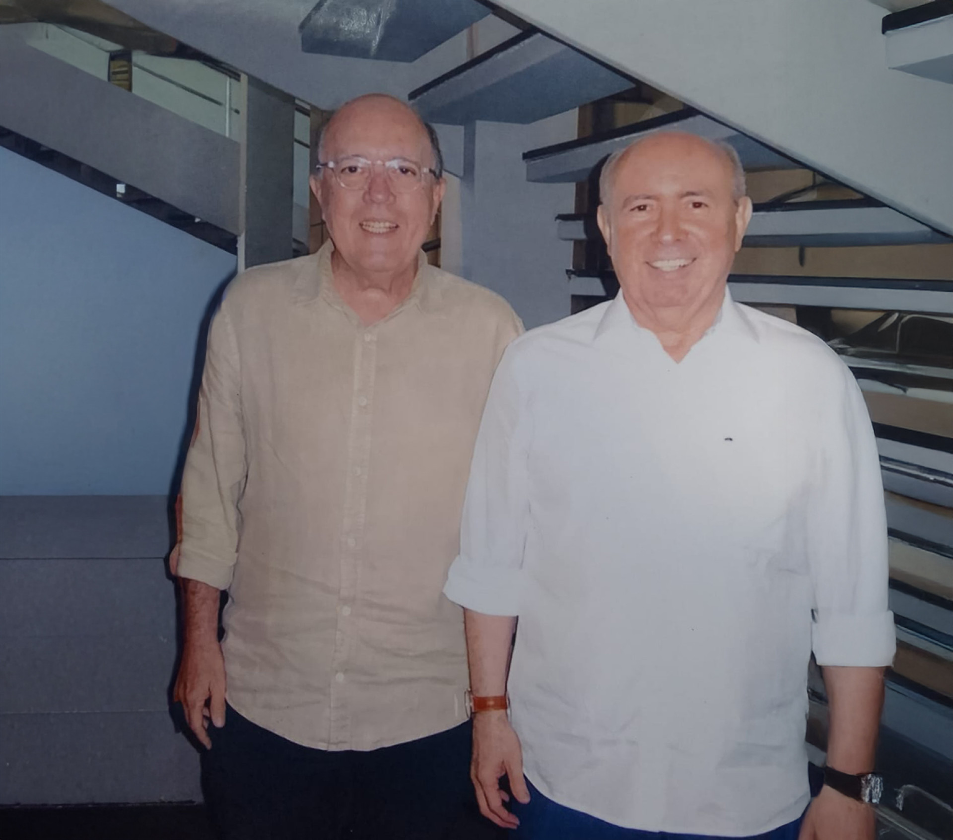 Permanentemente apoiado por Fernando Esteves, Amarílio Cavalcante fez jubilado ver estrelas
 (Foto: acervo pessoal)