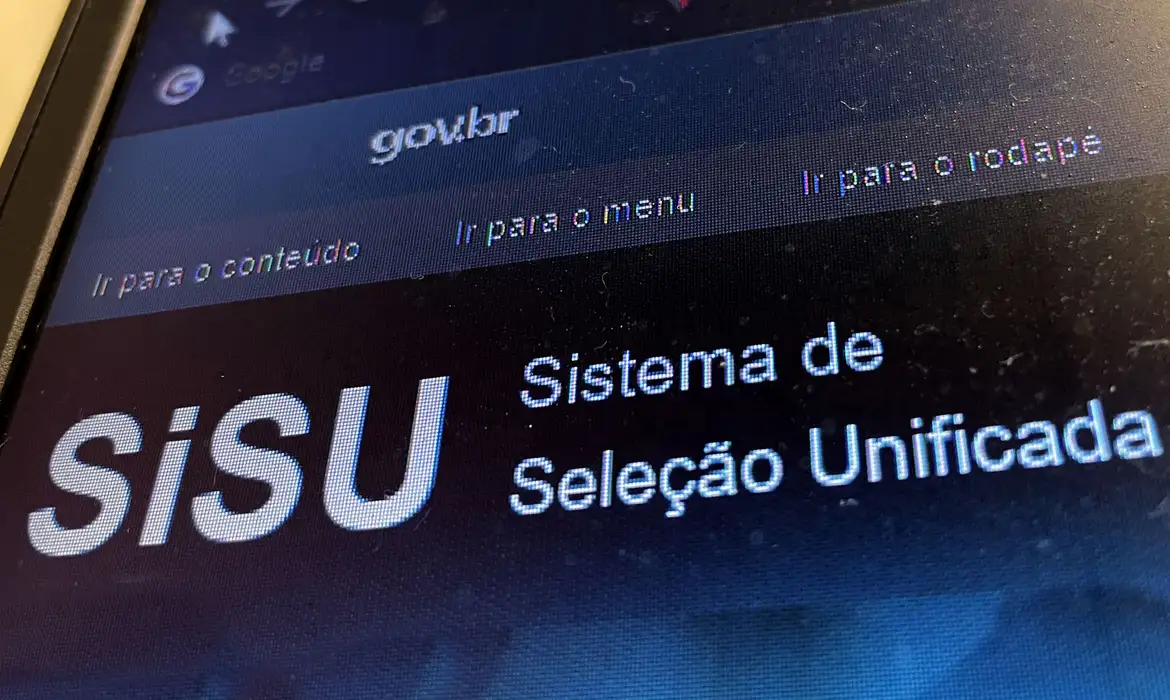 O período para adesão das instituições de educação superior interessadas em participar do Sisu 2026 será de 27 de outubro a 28 de novembro