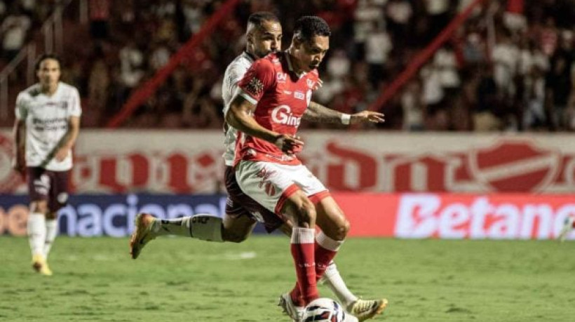 Em Goiânia, Ferroviária reage após estar perdendo por 2 a 0 e empata em 2 a 2 com o Tigre
