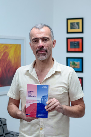 Publicação mais recente de Jamil Chade é o livro 'Tomara que você seja deportado'(Foto: Samuel Setubal)