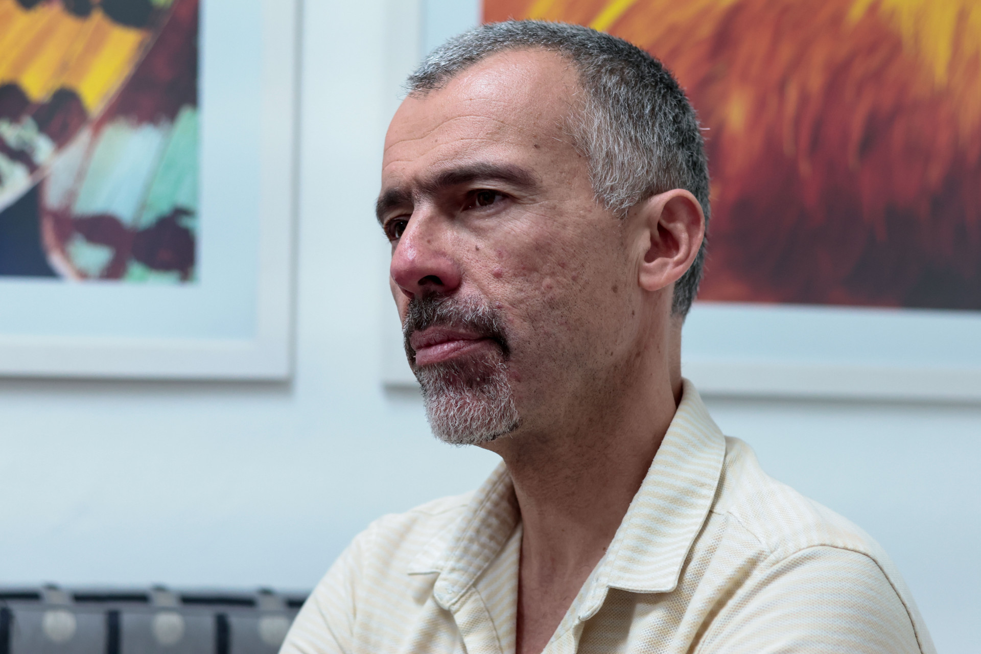 FORTALEZA, CEARÁ, BRASIL, 21-10-2025: Entrevista com o jornalista Jamil Chade que possui um escritório na sede da ONU em Genebra, onde atuou como correspondente na Europa por mais de duas décadas. (Foto: Samuel Setubal/ O Povo) (Foto: Samuel Setubal)