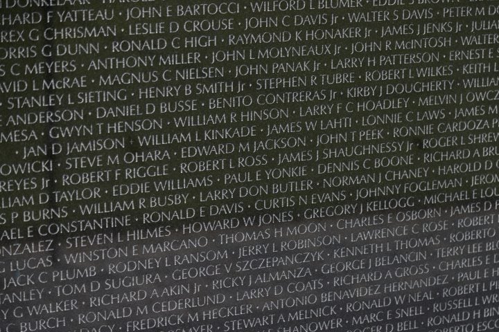 Segundo o homem, ele leu o Guinness Book de capa a capa na intenção de encontrar algum recorde que pudesse bater e esse foi o escolhido. 