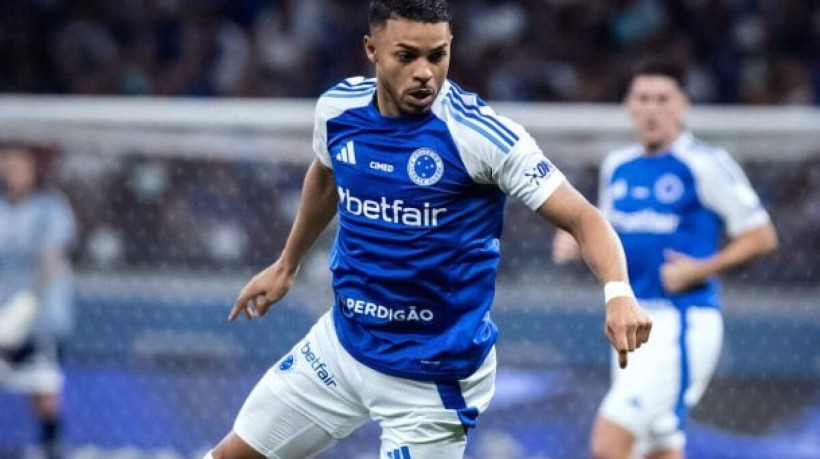 Jogador sofreu lesão no empate contra o Palmeiras, passou por reavaliação na reapresentação do elenco e iniciou tratamento 