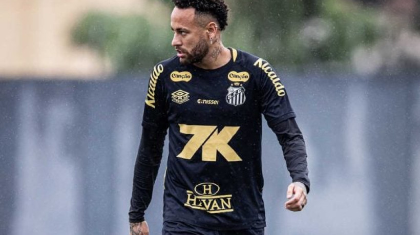 Camisa 10 treinou com bola nesta terça-feira e deu um passo importante para voltar a atuar pelo Peixe ainda neste Brasileirão