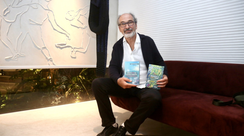 Svagito Liebermeister lança livros sobre trauma e cura na CasaCor Ceará