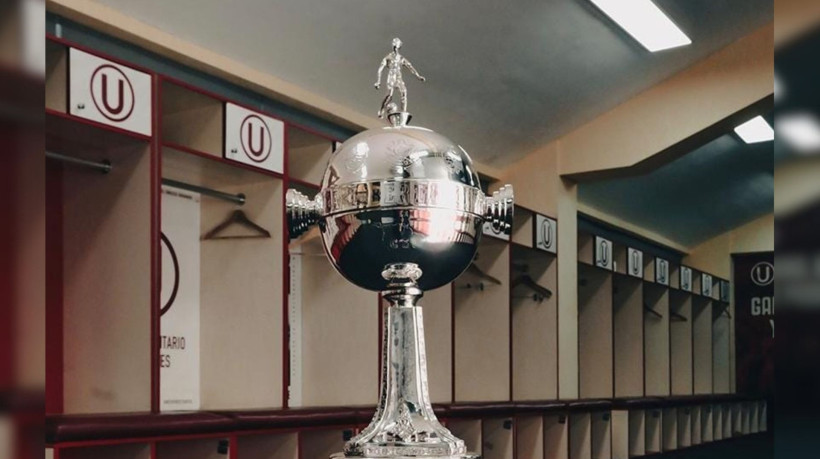 Taça da Libertadores no Monumental de Lima.