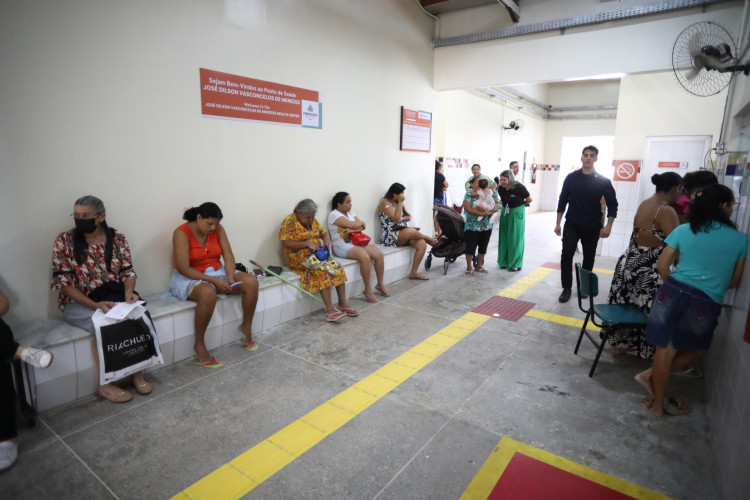 Posto Siqueira volta a atender 16 mil pacientes após cinco meses em reforma