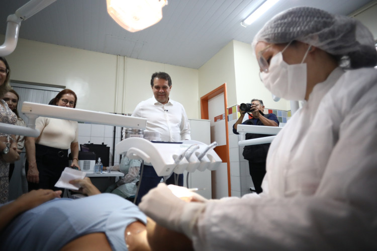 Espaço conta com serviços de odontologia, farmácia, medicina clínica, entre outros