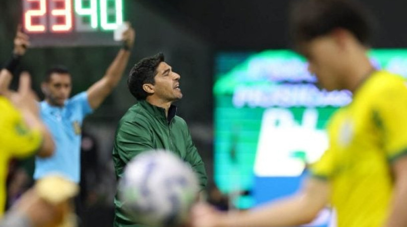 Verdão coleciona viradas incríveis sob o comando do treinador português, mas que nunca aconteceram na competição continental 