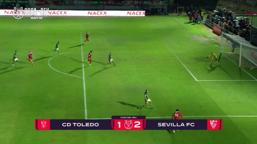 Ex-United brilha com dois gols pelo Sevilla na Copa do Rei; assista