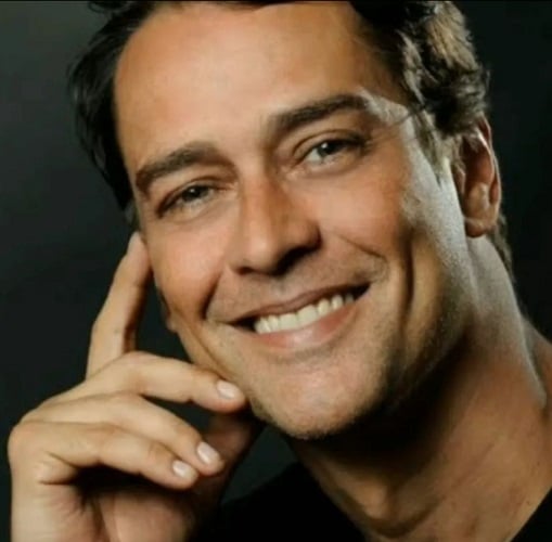 Nome do famoso: Marcello Anthony