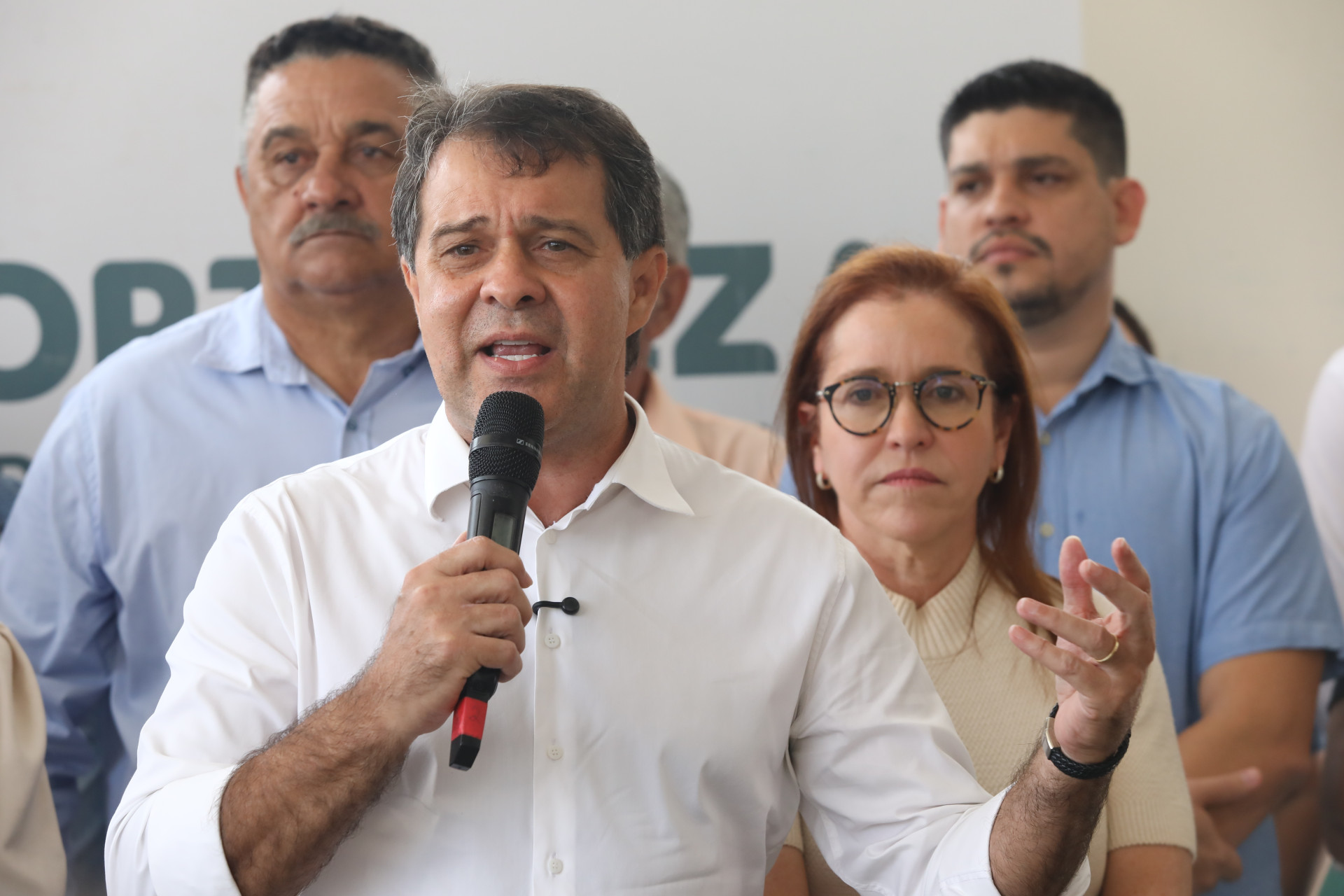 Evandro Leitão, prefeito de Fortaleza, entrega a Unidade de Atenção Primária à Saúde José Dilson Vasconcelos Menezes, conhecido popularmente como Posto Siqueira (Foto: FÁBIO LIMA)