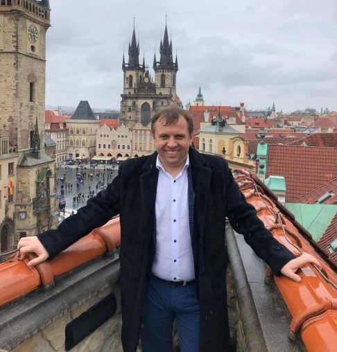 Mykola Kobzov, diretor do Circo Kobzov, do qual Kobzova fazia parte — ele também era tio dela —, expressou profunda tristeza em um comunicado: 