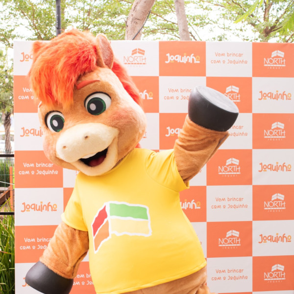 North Shopping Jóquei lança seu primeiro mascote, o Joquinho.