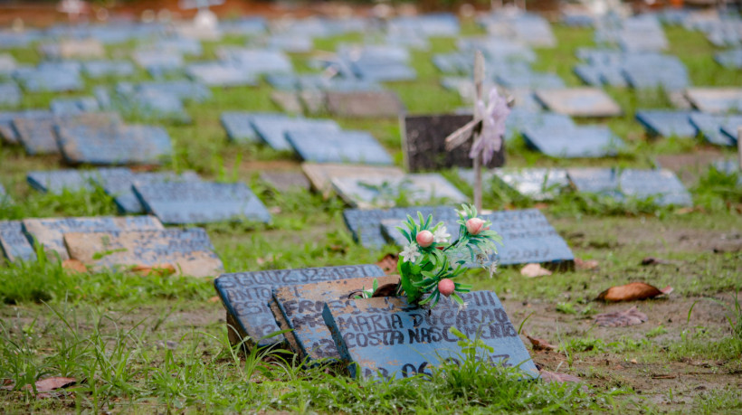 Cemit&eacute;rios e Igrejas de diversas regi&otilde;es de Fortaleza far&atilde;o programa&ccedil;&atilde;o especial para o Dia de Finados; confira hor&aacute;rios das missas