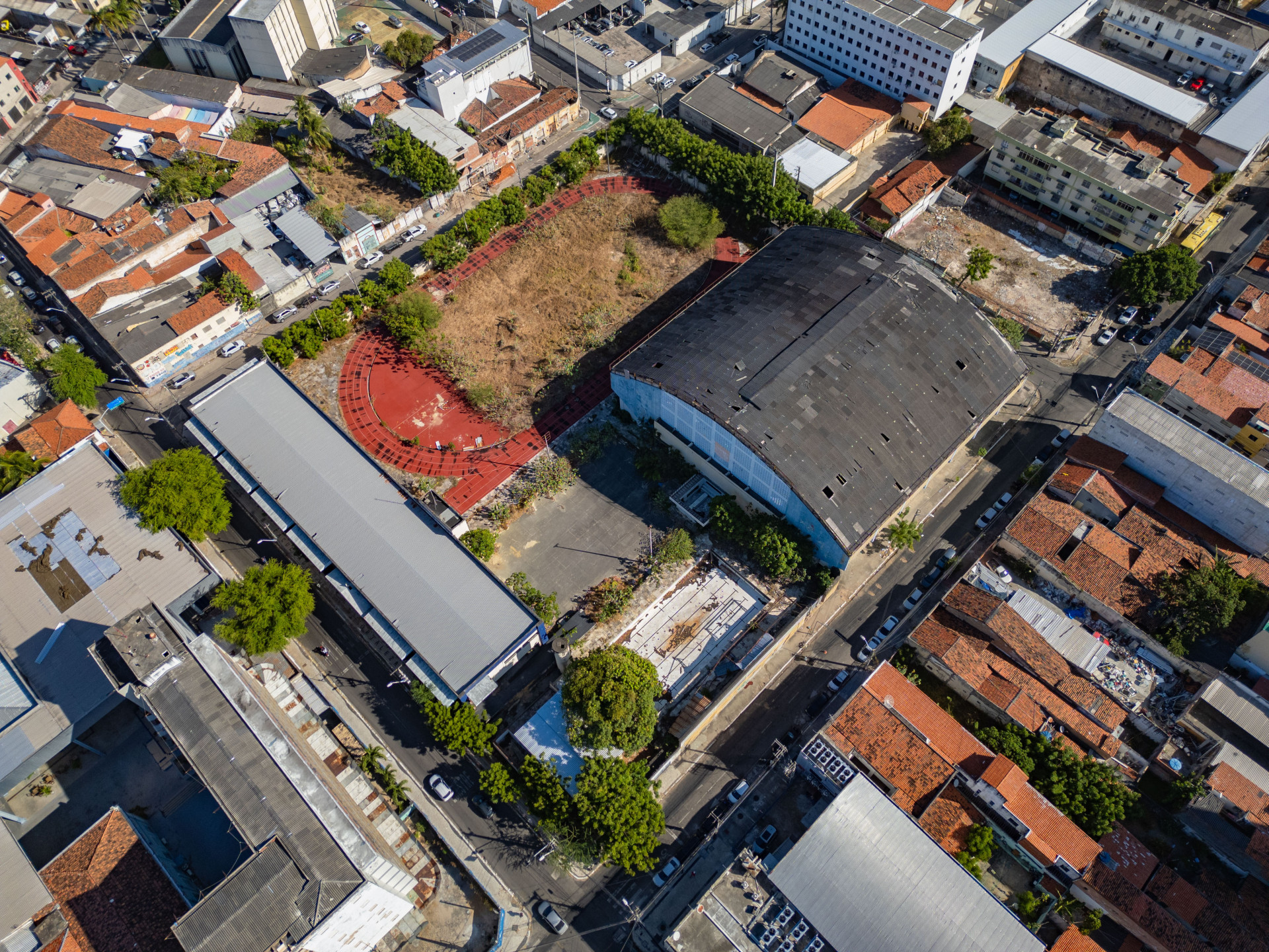 COMPLEXO atlético e Ginásio do antigo colégio Marista, no Centro de Fortaleza (Foto: FCO FONTENELE)