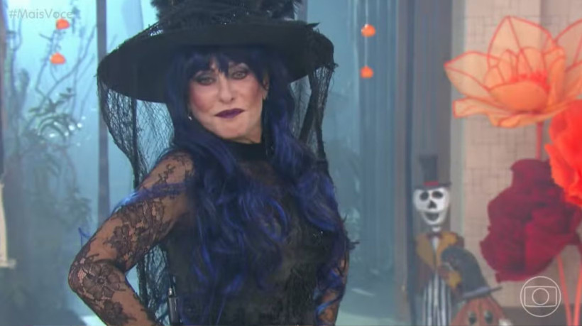Ana Maria Braga entra no clima do Halloween com look de bruxa
