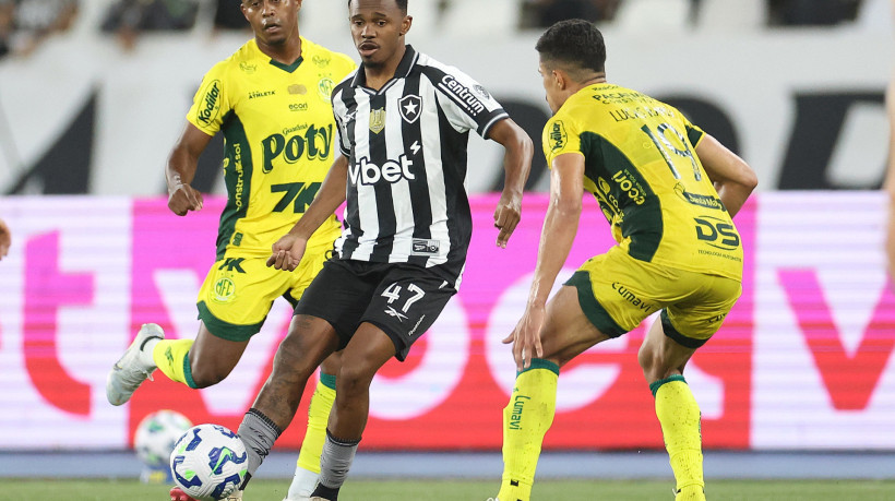 O Botafogo vai enfrentar o Mirassol hoje, 1°, pelo Brasileirão. 