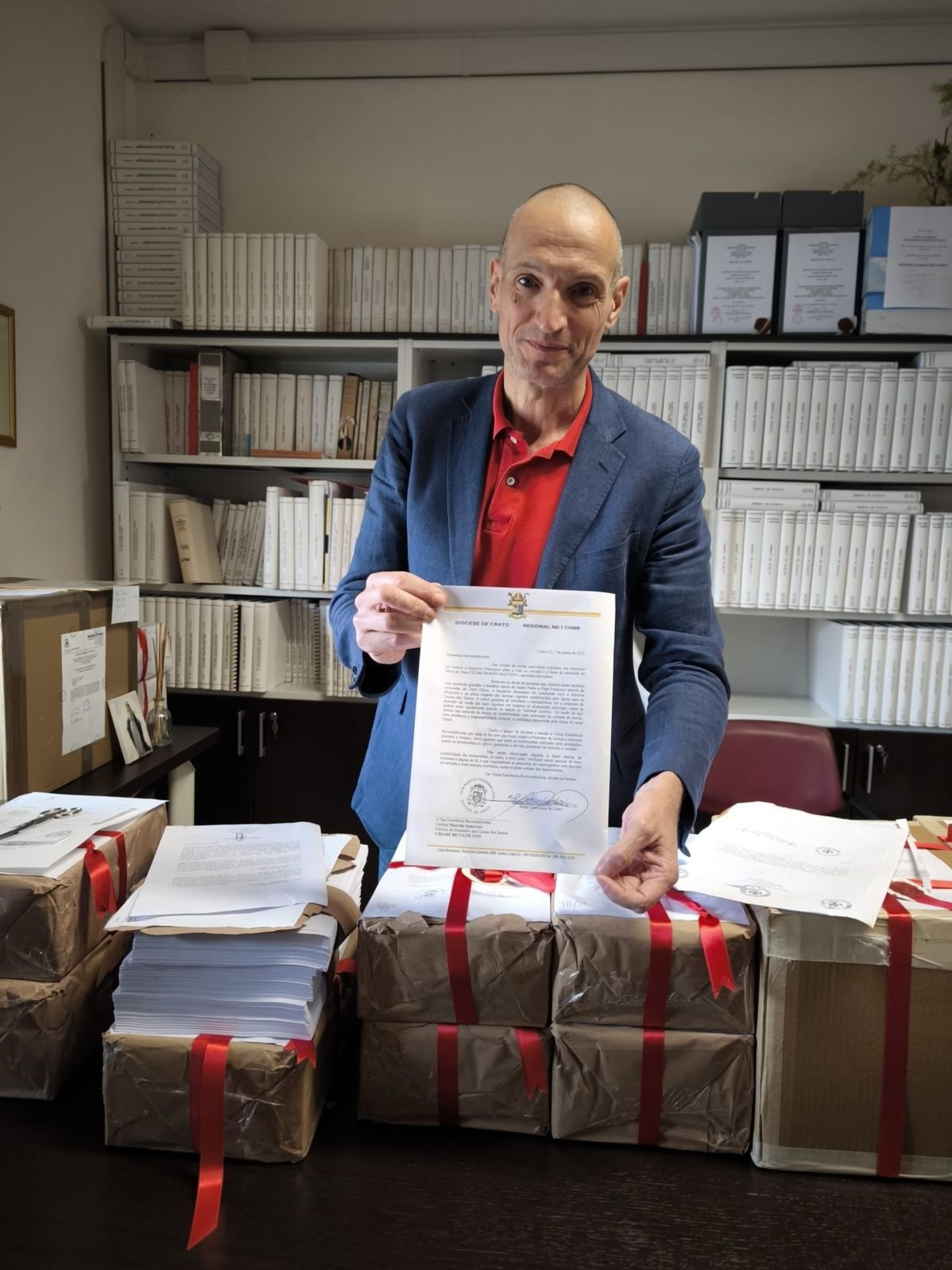 ￼AS ATAS foram abertas ontem, 31 (Foto: Dicastério da Causa dos Santos / Vaticano)