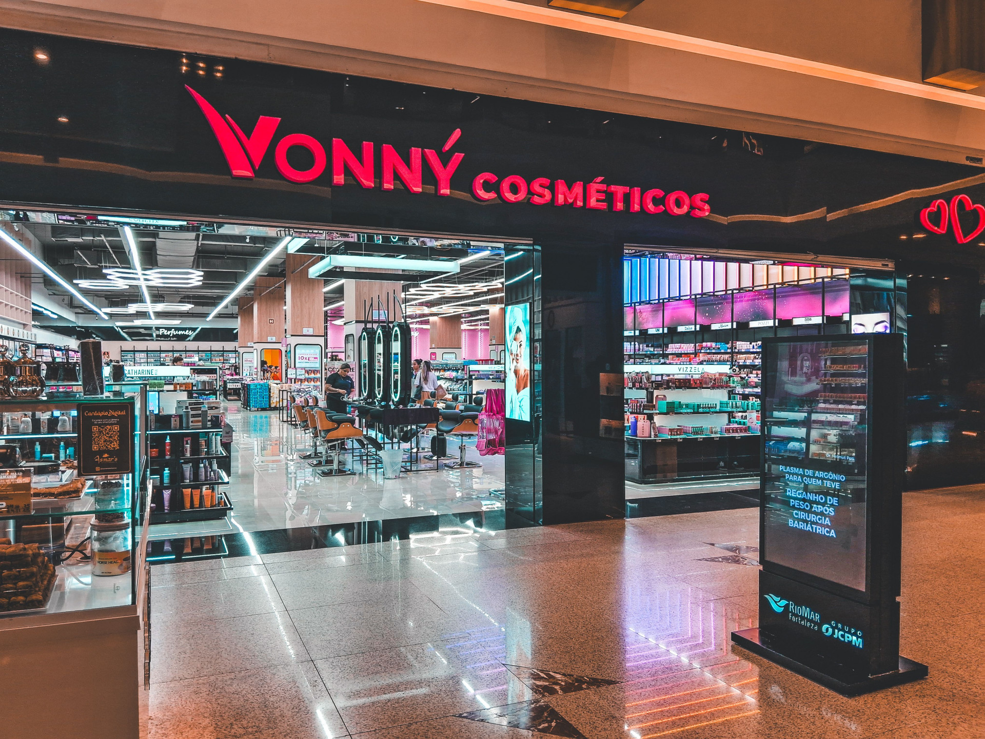 Vonný já inaugurou no RioMar Fortaleza, no piso L1 (Foto: Renata Sampaio/RioMar/Divulgação)