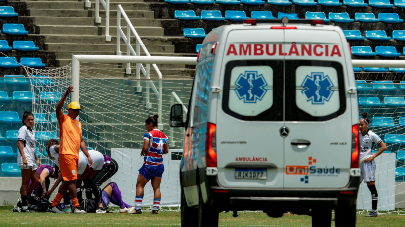 FORTALEZA-CE, BRASIL, 01-11-2025: Campeonato Cearense Feminino, Clássico Rainha, com vitória de 2 x 0 para o Fortaleza contra o Ceará. A partida aconteceu no Estádio Presidente Vargas. (Foto: Samuel Setubal/ O Povo)