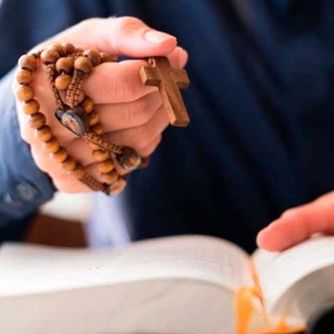 A ação de Odilo reforçava a visão católica de que muitas almas, após a morte, permanecem no Purgatório, passando por um processo de purificação espiritual. Nessa perspectiva, as orações dos vivos auxiliariam a abreviar esse período de expiação.