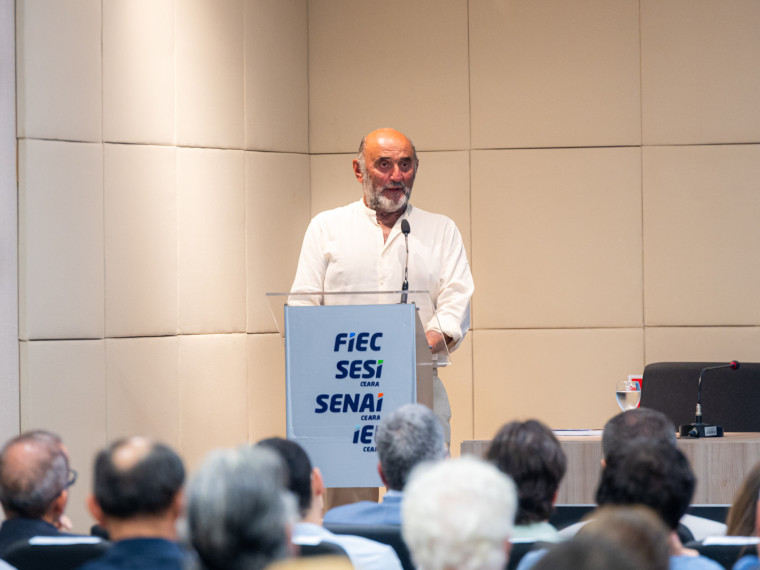 ￼ROSENBERG palestrou sobre a conjuntura econômica em ano de eleição