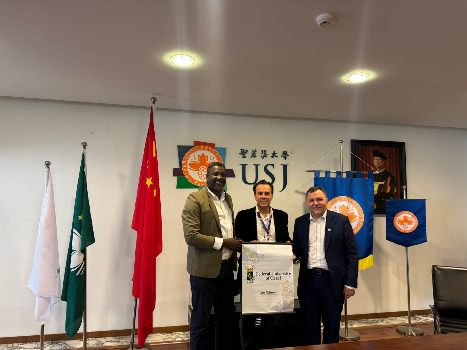 Machidovel Trigueiro Filho foi recebido por representantes da USJ (Foto: Arquivo Pessoal/Machidovel Trigueiro Filho)