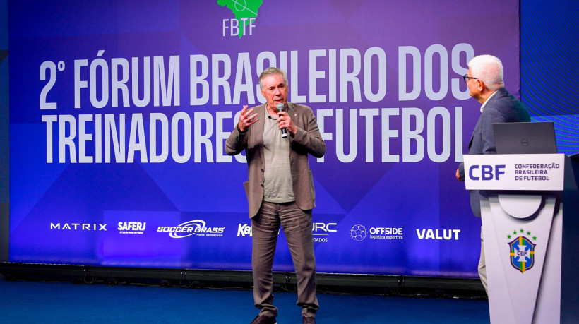 O técnico da seleção brasileira, Carlo Ancelotti, foi um dos convidados do Fórum
