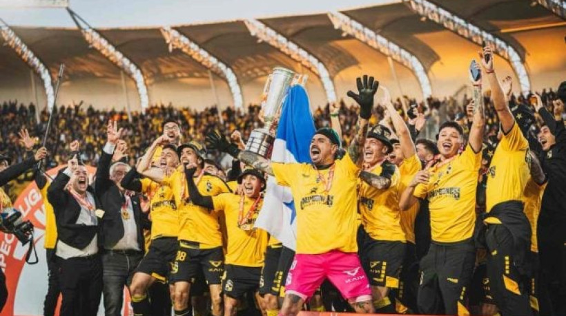 Clube que vai disputar a Libertadores 2026 faturou, pela primeira vez, o Campeonato Chileno