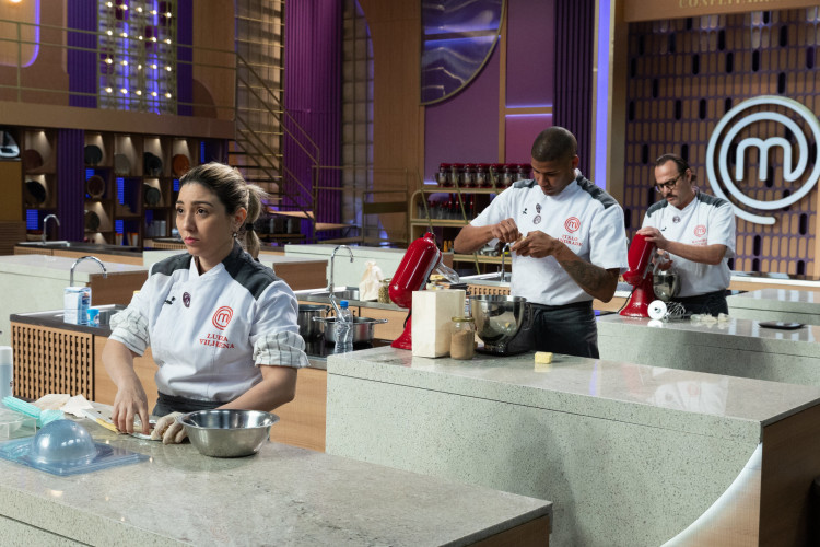 Luíza, Ítalo e Ramiro disputaram a última vaga da final em prova de eliminação com temática natalina