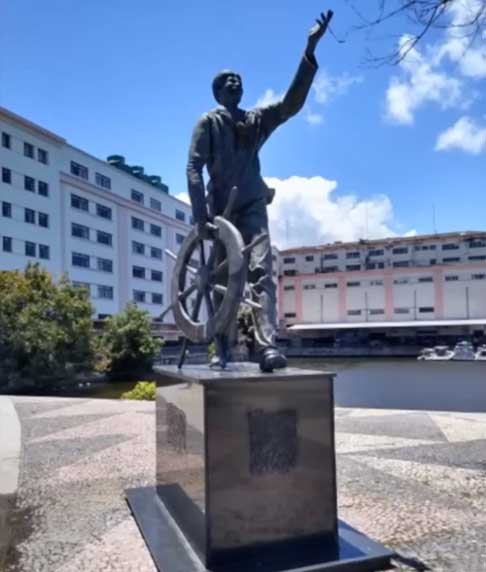 Mesmo com resistência, o Almirante Negro foi considerado Herói da Pátria por Brasília em 2021 e continua a inspirar a luta contra a opressão e a luta antirracista no Brasil.