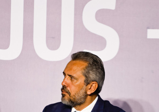 Elmano de Freitas: A fatura do apoio do PDT 