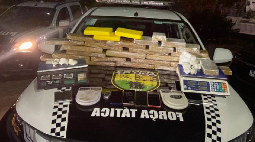 Drogas foram encontradas em imóvel abandonado