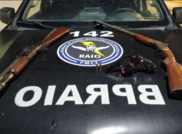 Armas foram encontradas nas resdiências dos homens 